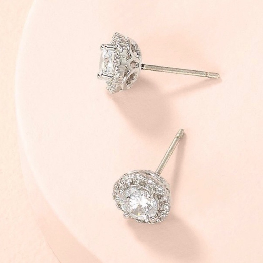 :: Stella & Dot Duchess Stud Earrings - Picture 2 of 11